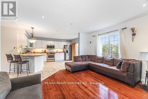 130 Dells Crescent, Brampton, Ontario  L7A 2X1 - Photo 17 - W12551174