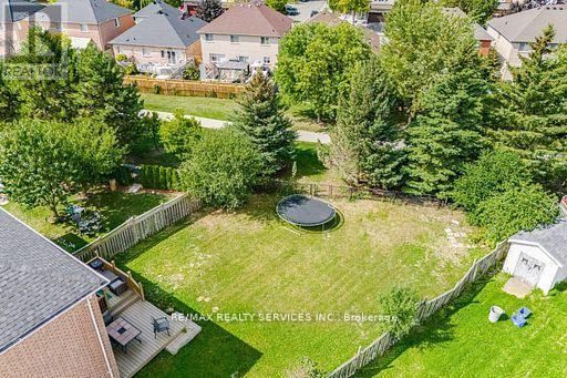 130 Dells Crescent, Brampton, Ontario  L7A 2X1 - Photo 33 - W12551174