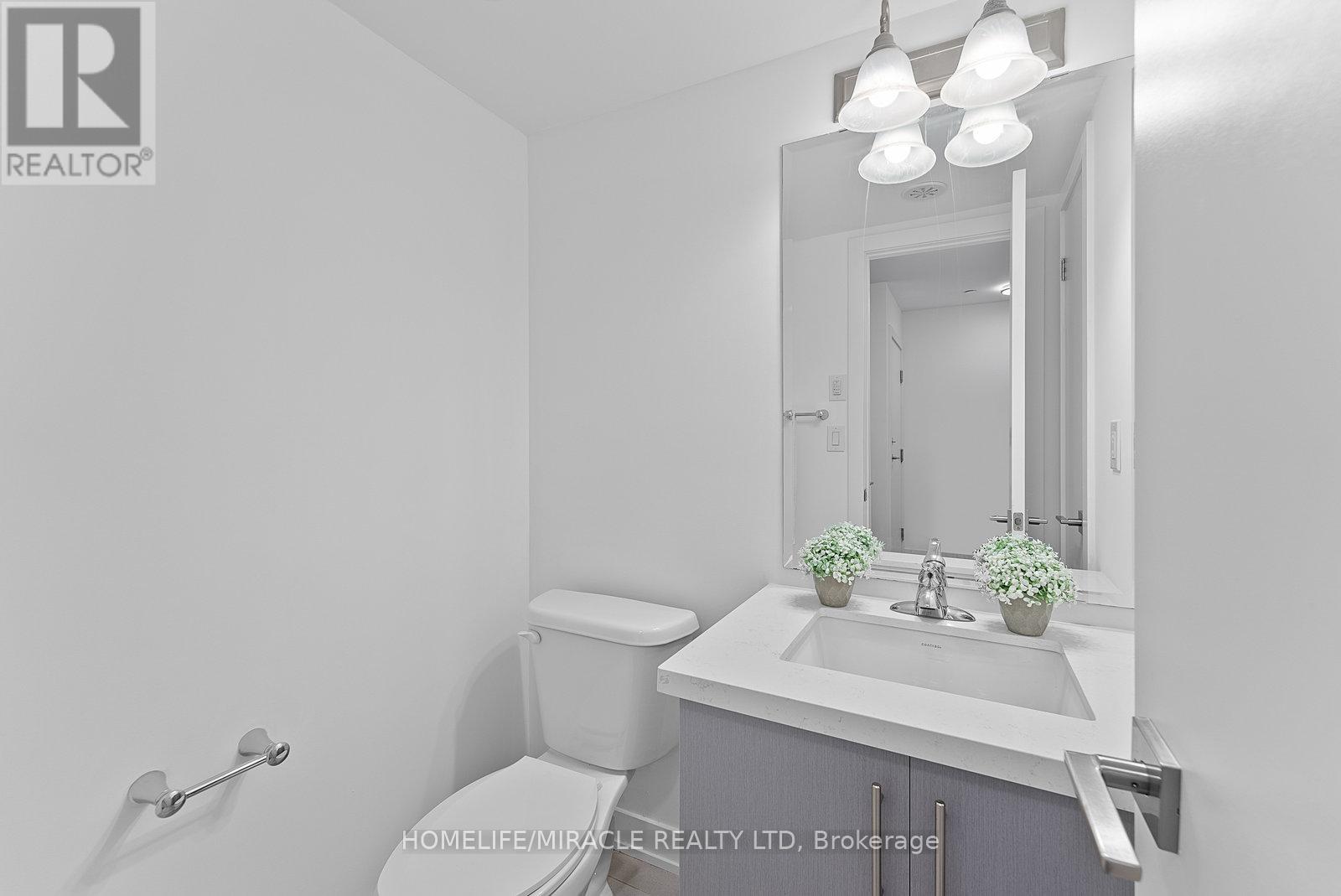 11 - 195 Veterans Drive, Brampton, Ontario L7A 5L2 - Photo 18 - W12551216