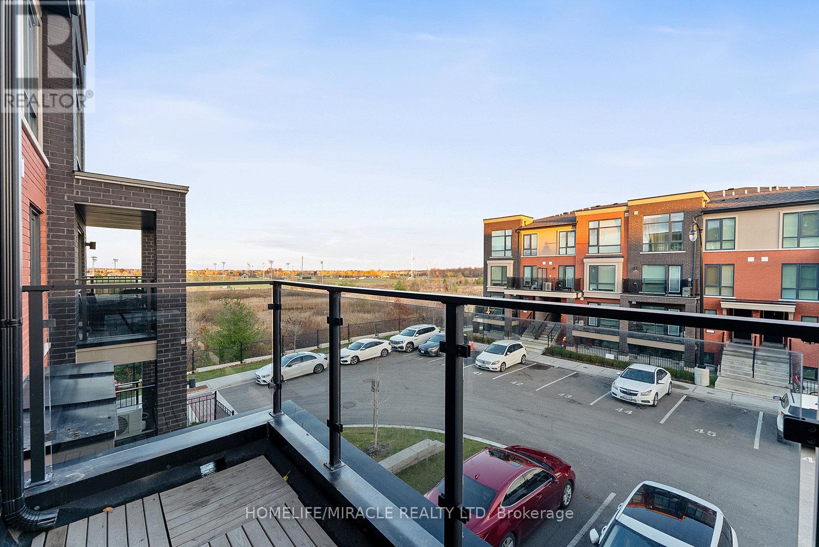 11 - 195 Veterans Drive, Brampton, Ontario L7A 5L2 - Photo 32 - W12551216