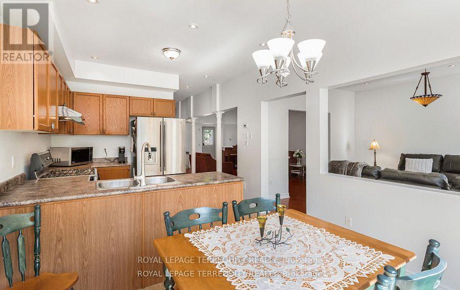 4762 Allegheny Road, Mississauga, Ontario  L5R 0A6 - Photo 12 - W12551258