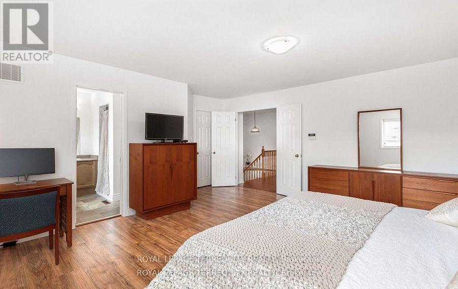 4762 Allegheny Road, Mississauga, Ontario  L5R 0A6 - Photo 25 - W12551258