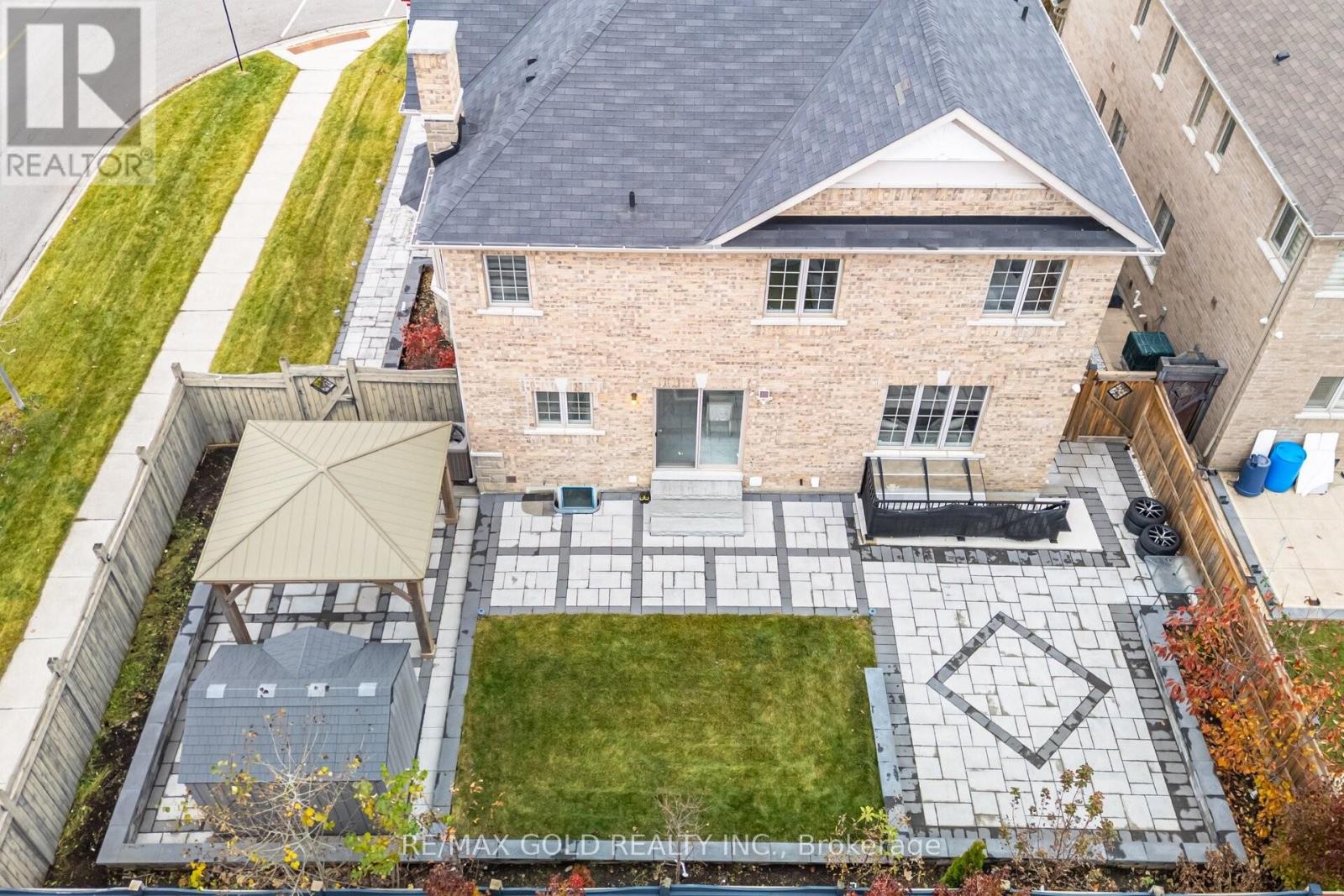 1 Hertonia Street, Brampton, Ontario  L6P 4J7 - Photo 43 - W12551308