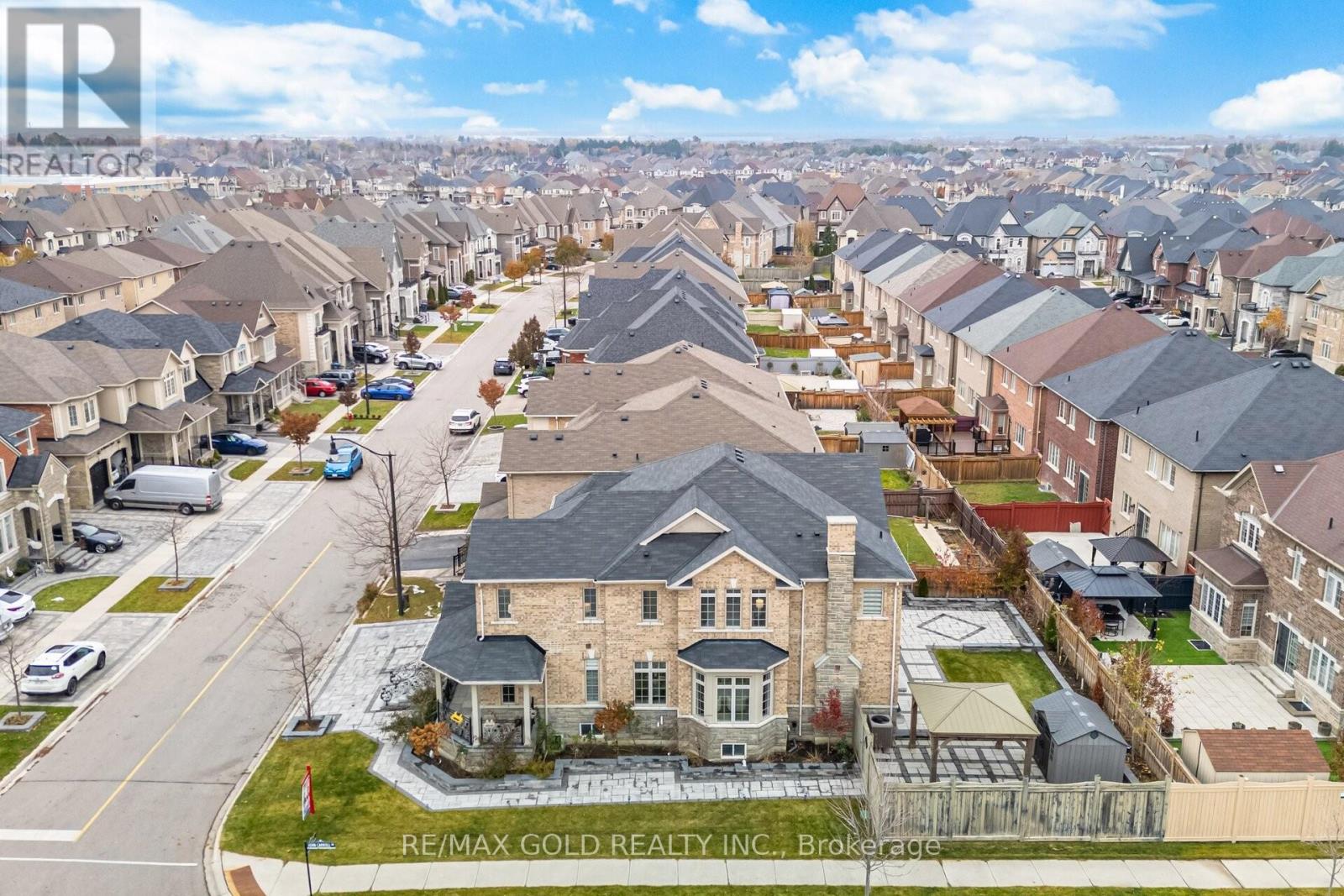 1 Hertonia Street, Brampton, Ontario  L6P 4J7 - Photo 44 - W12551308