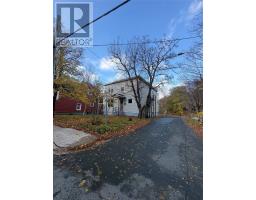 13 Topsail Road, St John’s, Newfoundland & Labrador