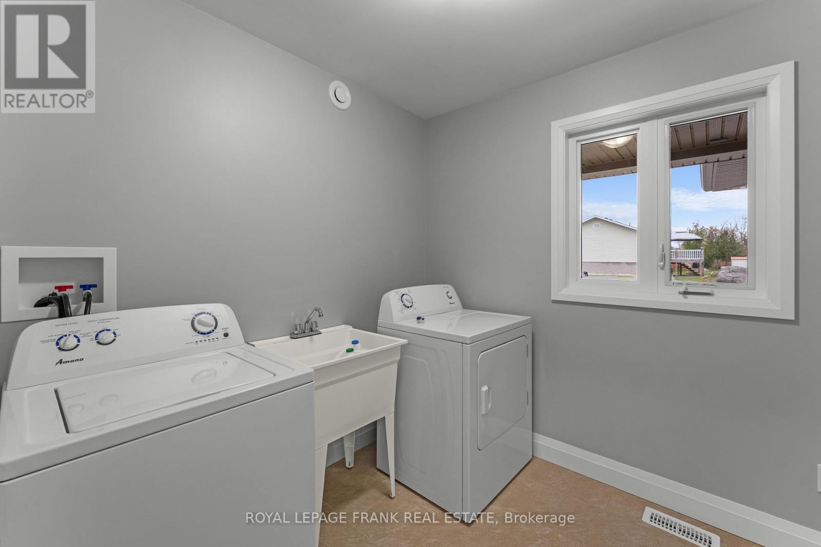 47 Birch Crescent, Kawartha Lakes, Ontario K0M 1A0 - Photo 23 - X12551350