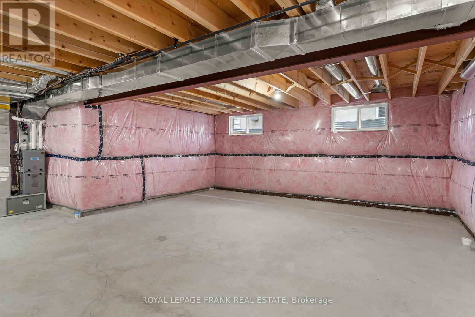 47 Birch Crescent, Kawartha Lakes, Ontario K0M 1A0 - Photo 26 - X12551350