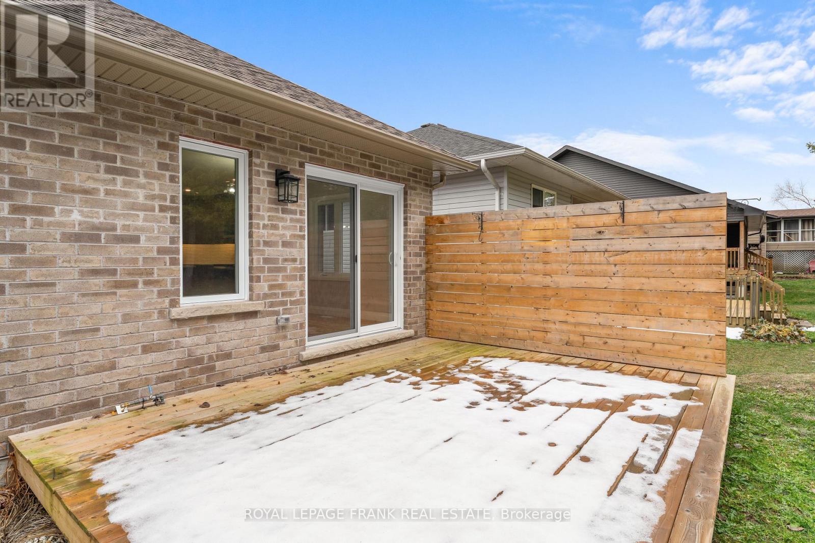 47 Birch Crescent, Kawartha Lakes, Ontario K0M 1A0 - Photo 28 - X12551350