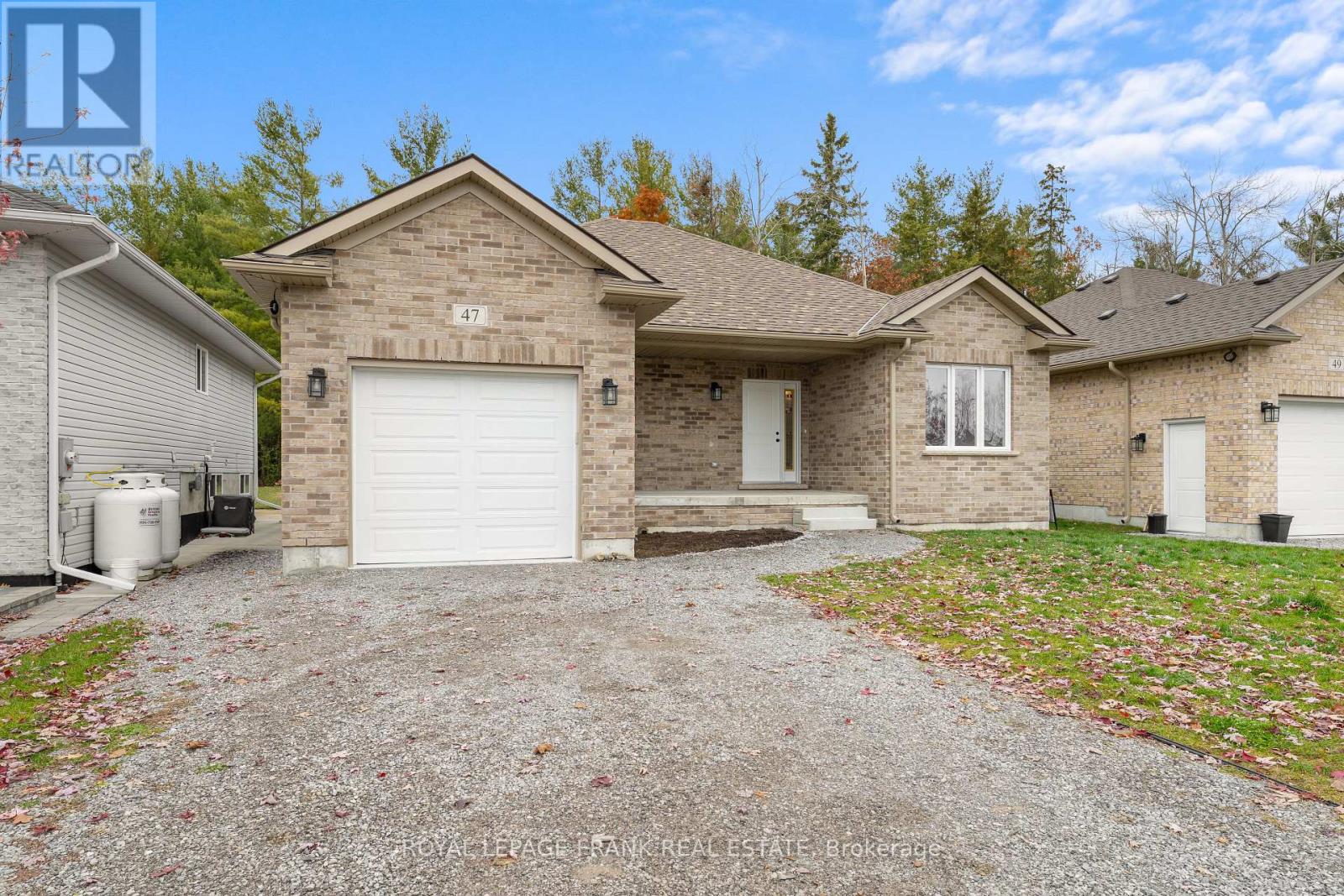 47 Birch Crescent, Kawartha Lakes, Ontario K0M 1A0 - Photo 31 - X12551350