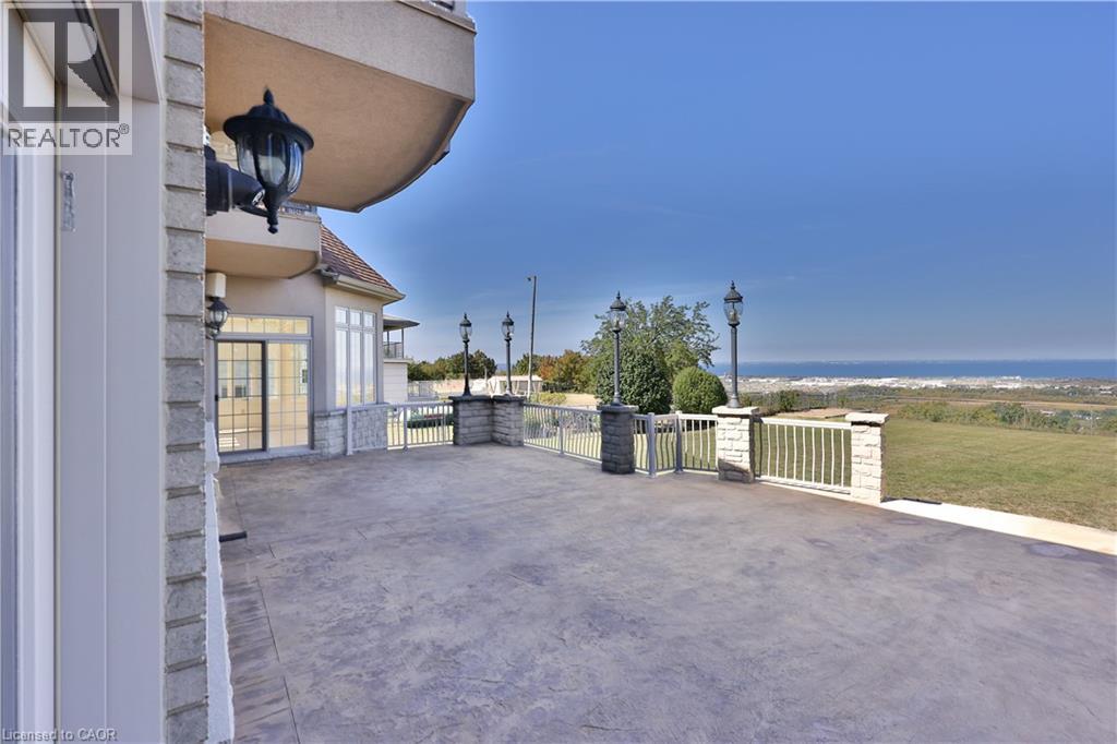 803 Ridge Road, Stoney Creek, Ontario L8J 2Y3 - Photo 45 - 40771045