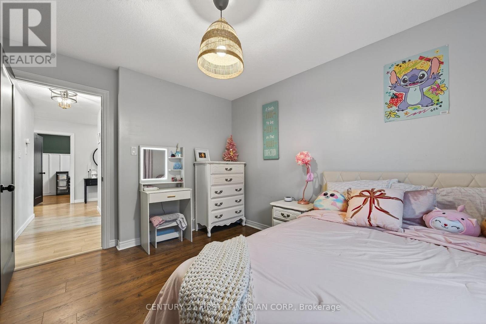 292 Thorne Drive, Strathroy-Caradoc, Ontario  N7G 4E1 - Photo 10 - X12551330