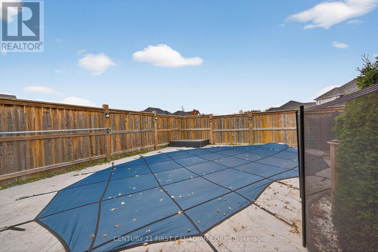 292 Thorne Drive, Strathroy-Caradoc, Ontario  N7G 4E1 - Photo 41 - X12551330