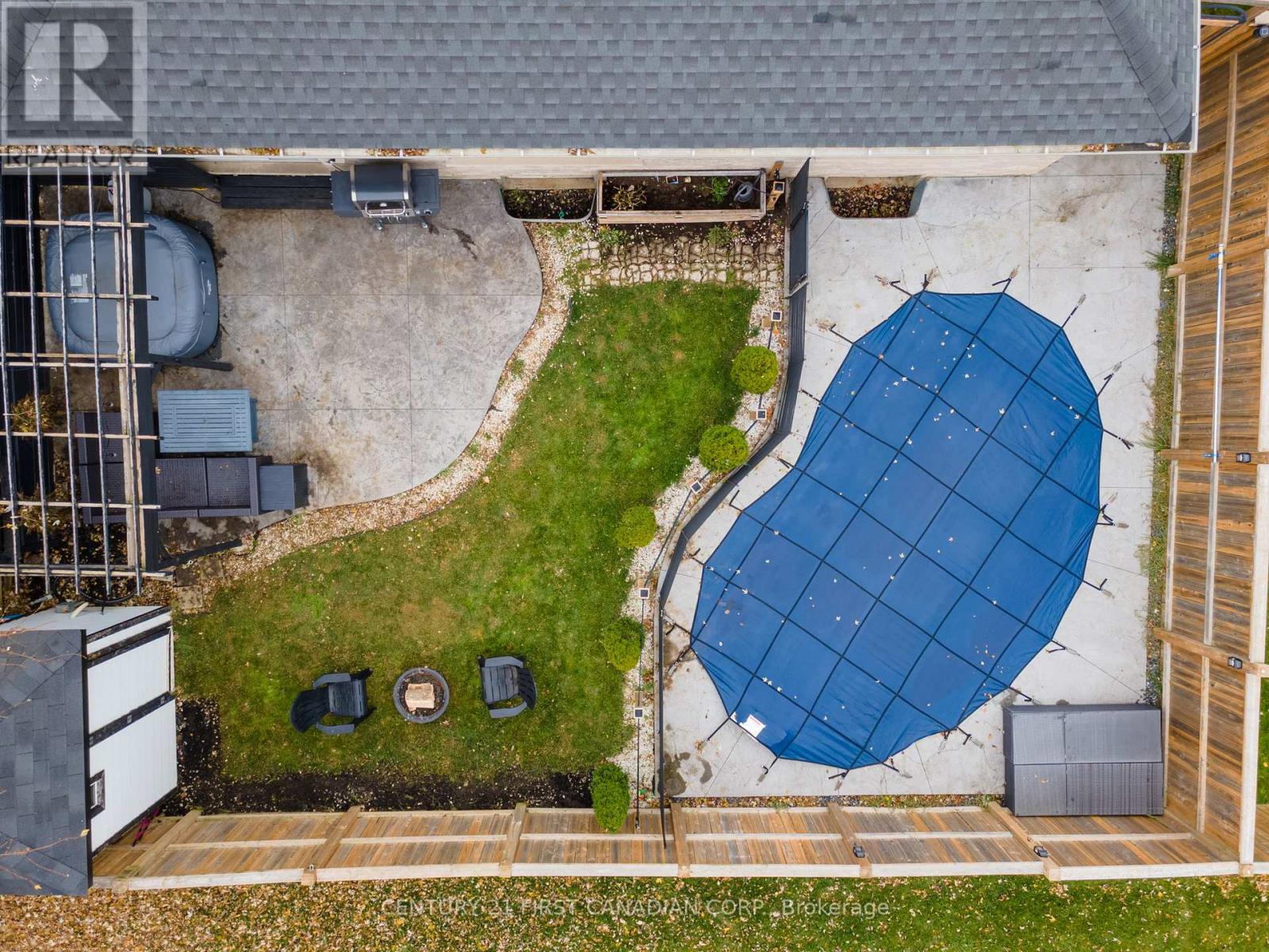 292 Thorne Drive, Strathroy-Caradoc, Ontario  N7G 4E1 - Photo 46 - X12551330