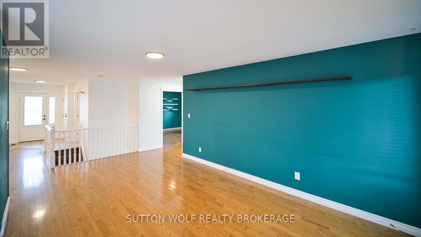 501 Darcy Drive, Strathroy-Caradoc, Ontario  N7G 4K9 - Photo 14 - X12551348