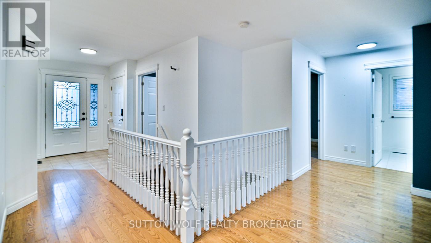 501 Darcy Drive, Strathroy-Caradoc, Ontario  N7G 4K9 - Photo 21 - X12551348