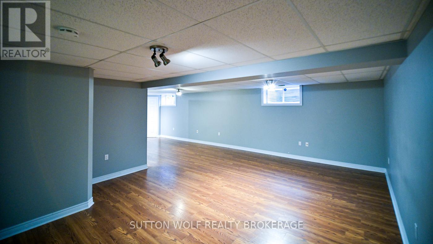 501 Darcy Drive, Strathroy-Caradoc, Ontario  N7G 4K9 - Photo 34 - X12551348