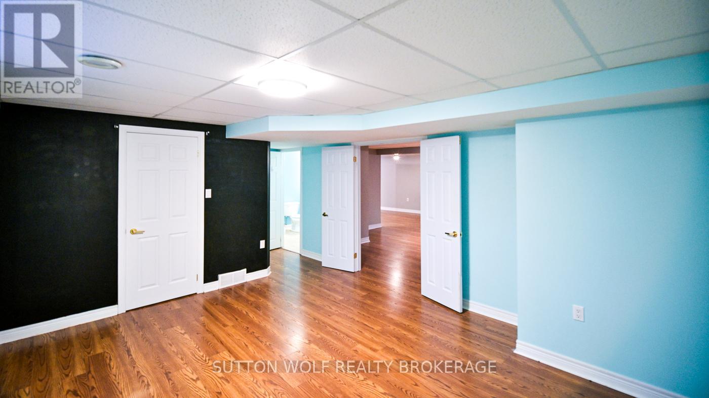 501 Darcy Drive, Strathroy-Caradoc, Ontario  N7G 4K9 - Photo 36 - X12551348