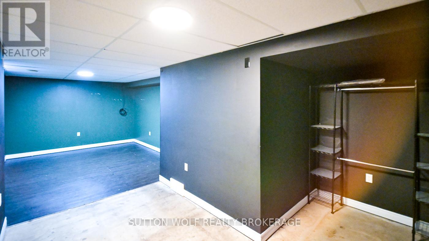 501 Darcy Drive, Strathroy-Caradoc, Ontario  N7G 4K9 - Photo 39 - X12551348