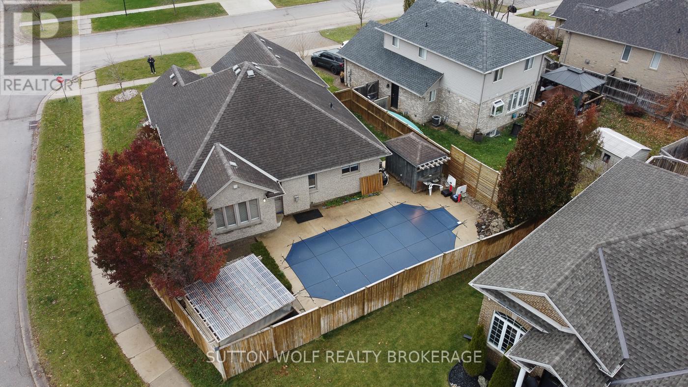 501 Darcy Drive, Strathroy-Caradoc, Ontario  N7G 4K9 - Photo 43 - X12551348