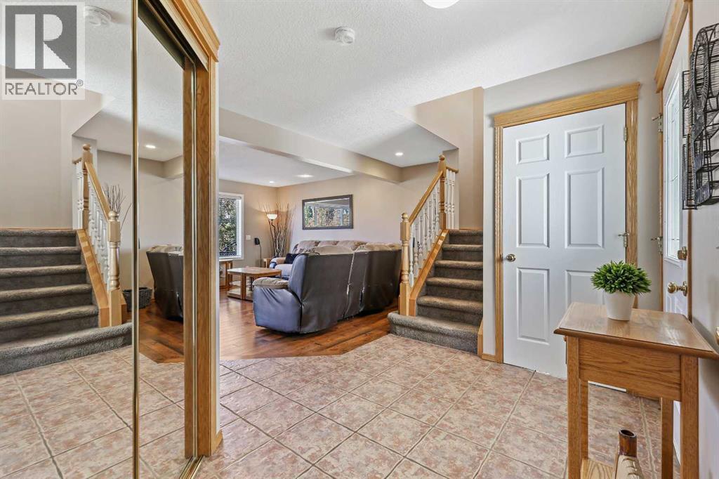 68 Douglas Glen Crescent Se, Calgary, Alberta  T2Z 3M6 - Photo 9 - A2264260