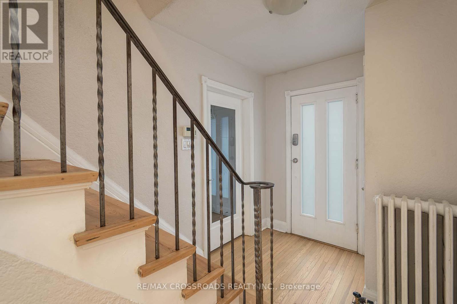 1173 Broadview Avenue, Toronto, Ontario M4K 2S8 - Photo 7 - E12546164