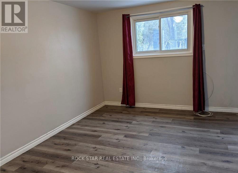 34 Preston Place, Welland, Ontario  L3C 3K3 - Photo 6 - X12551102