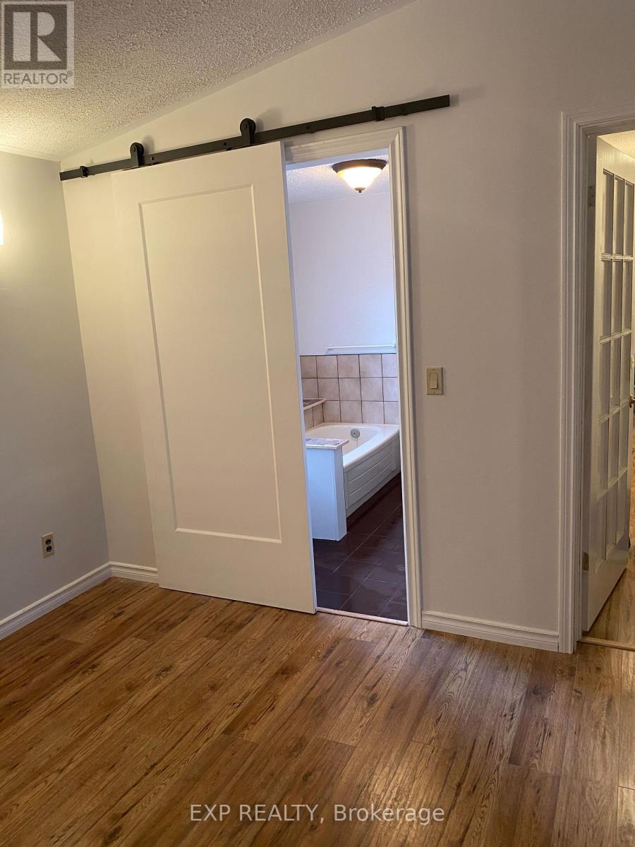 612 Romaine Street, Peterborough, Ontario  K9J 2E4 - Photo 24 - X12551104