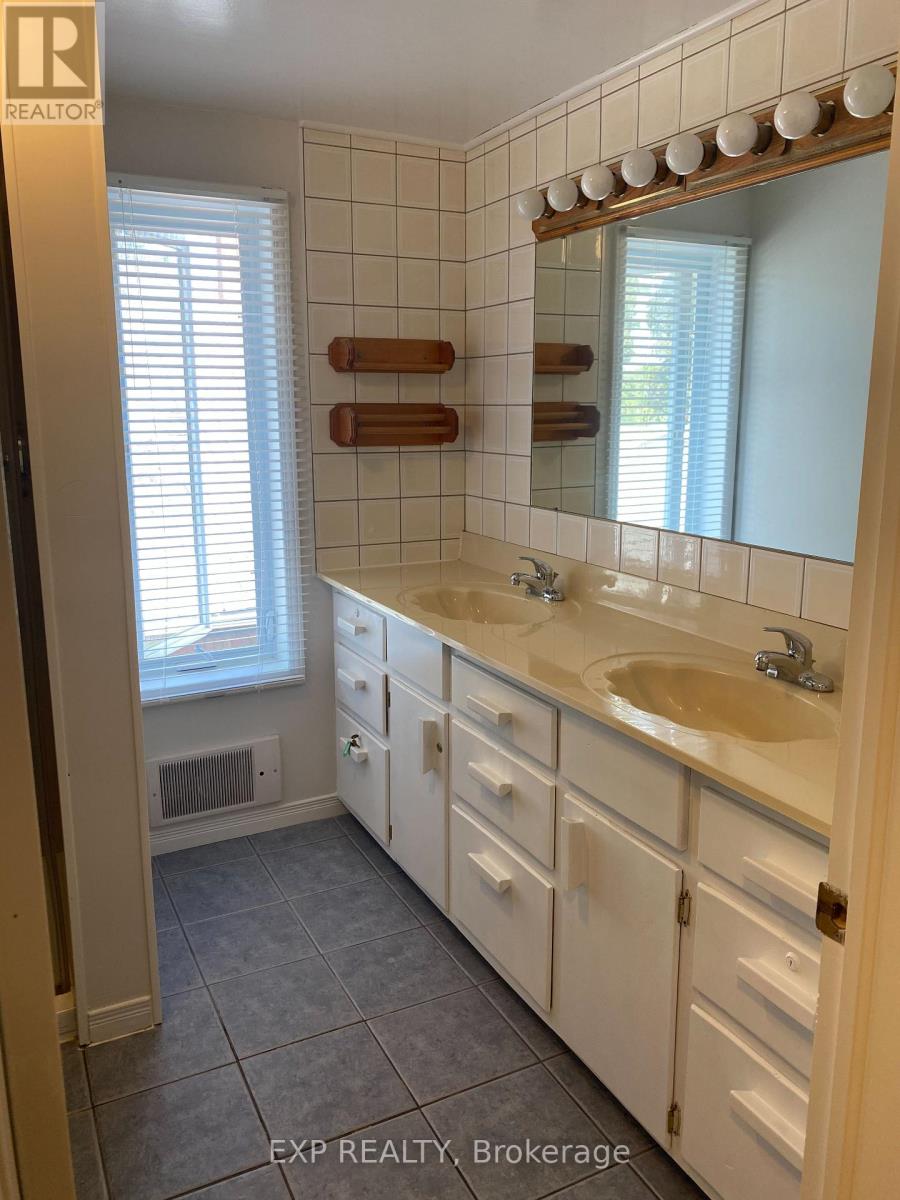 612 Romaine Street, Peterborough, Ontario  K9J 2E4 - Photo 25 - X12551104