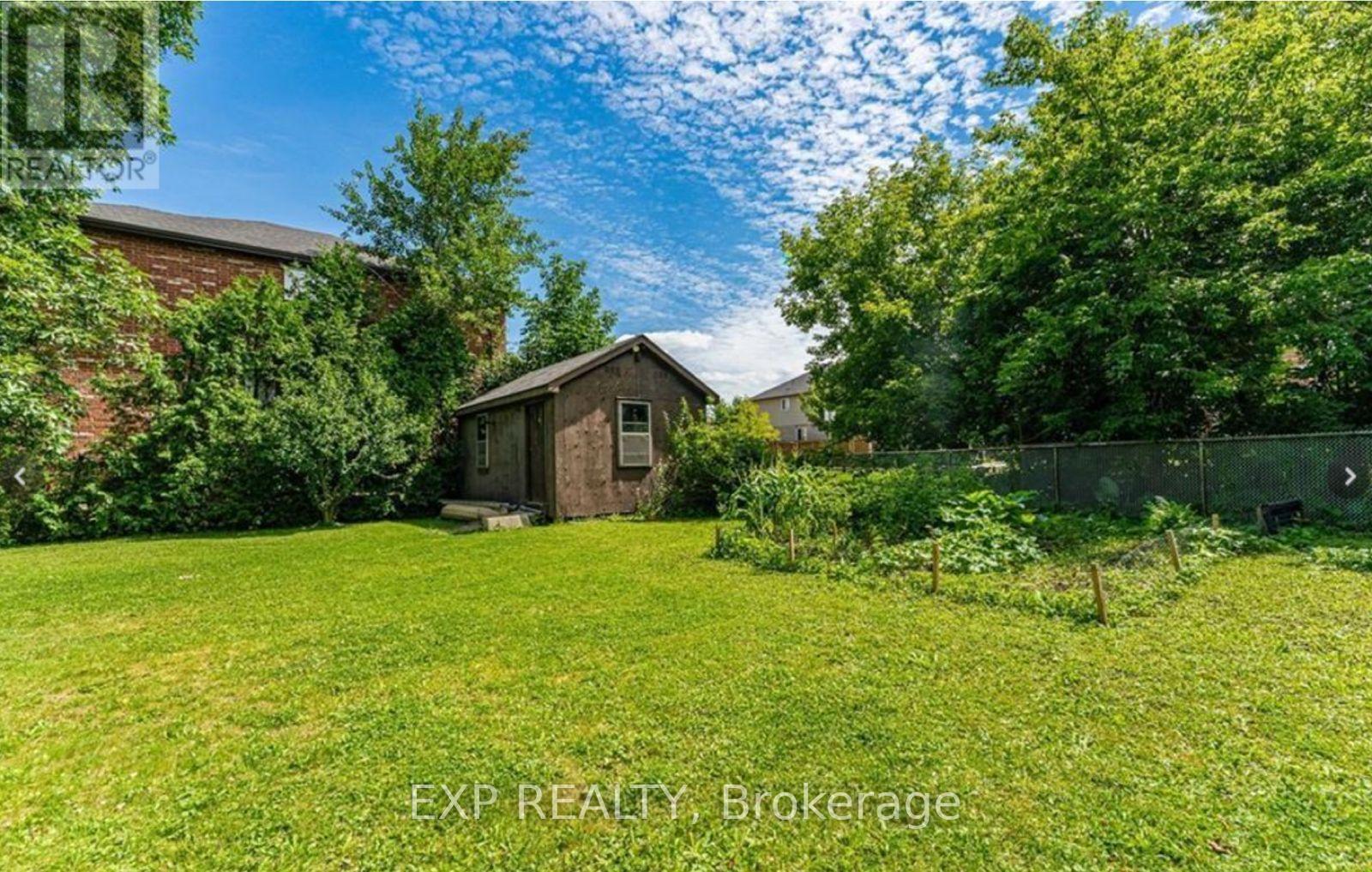 879 West 5th Street, Hamilton, Ontario L9C 5R4 - Photo 11 - X12551144