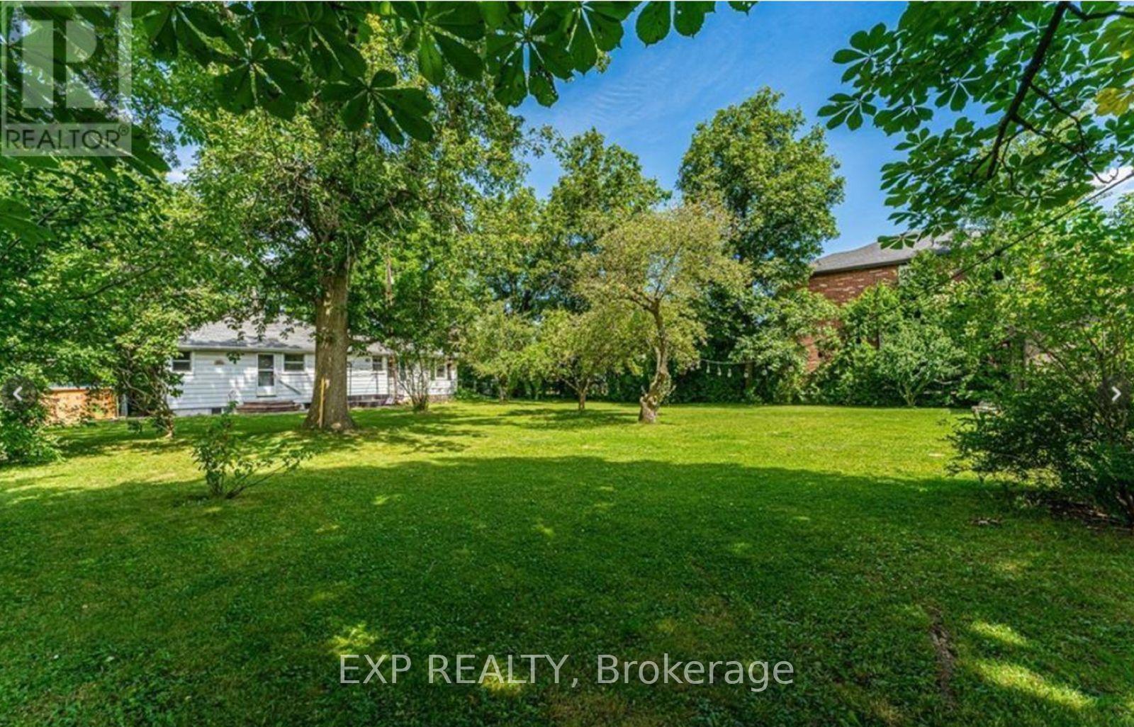 879 West 5th Street, Hamilton, Ontario L9C 5R4 - Photo 12 - X12551144