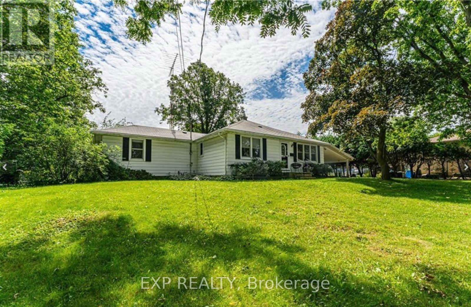 879 West 5th Street, Hamilton, Ontario L9C 5R4 - Photo 16 - X12551144