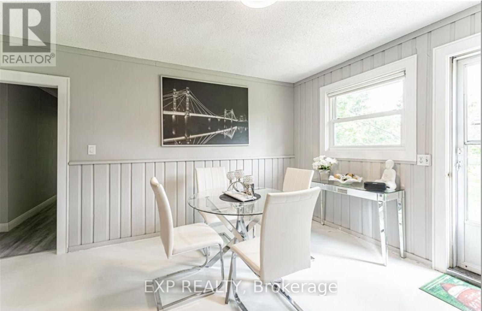 879 West 5th Street, Hamilton, Ontario L9C 5R4 - Photo 20 - X12551144