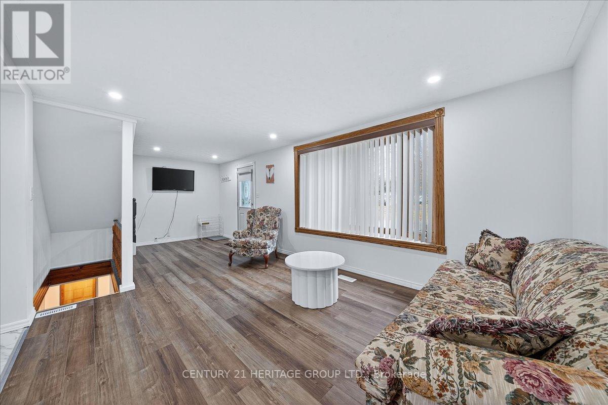 199 Camden Street S, Chatham-Kent, Ontario N0P 1M0 - Photo 13 - X12551244