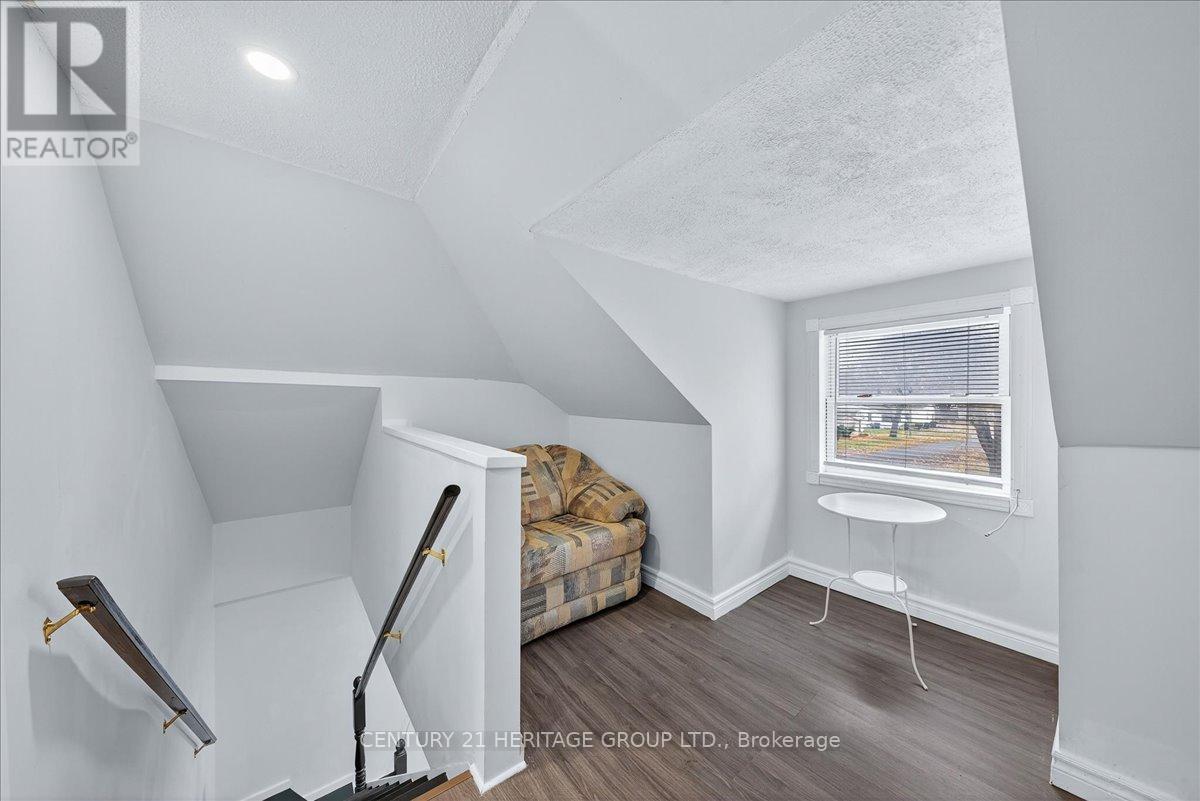 199 Camden Street S, Chatham-Kent, Ontario N0P 1M0 - Photo 29 - X12551244