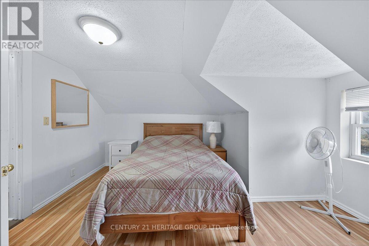 199 Camden Street S, Chatham-Kent, Ontario N0P 1M0 - Photo 32 - X12551244