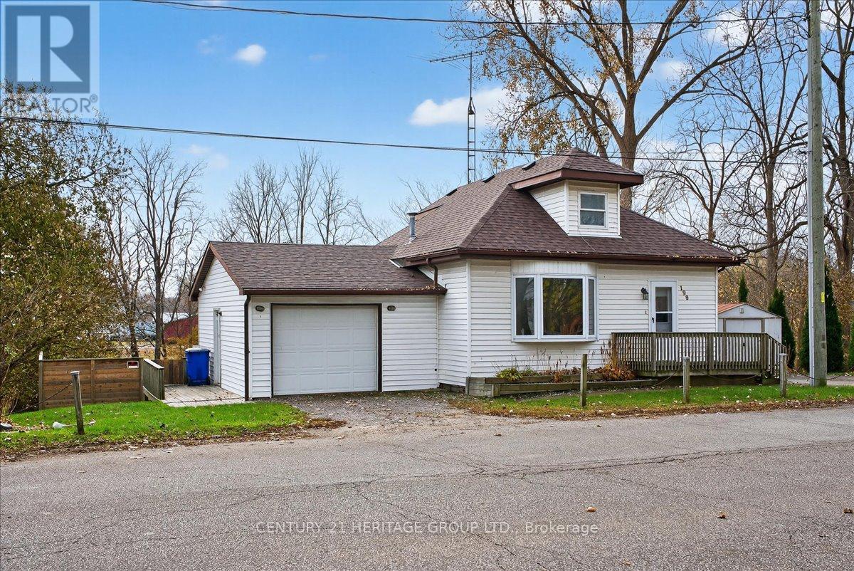 199 Camden Street S, Chatham-Kent, Ontario N0P 1M0 - Photo 38 - X12551244