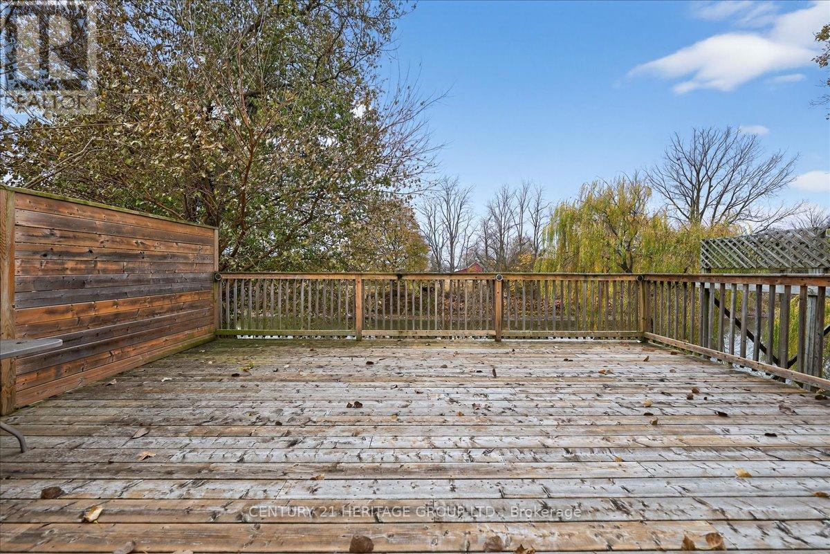 199 Camden Street S, Chatham-Kent, Ontario N0P 1M0 - Photo 39 - X12551244