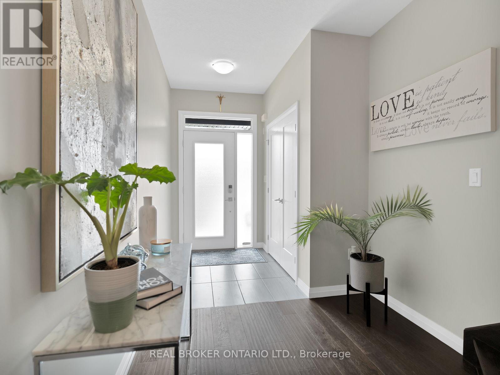 67 Lexington Avenue, Hamilton, Ontario  L8J 0L5 - Photo 4 - X12551298