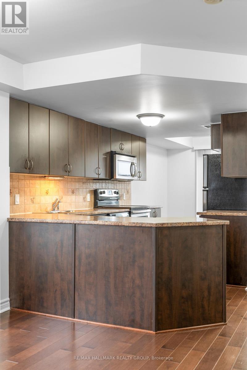 736b Chapman Mills Drive, Ottawa, Ontario  K2J 3V2 - Photo 15 - X12551392