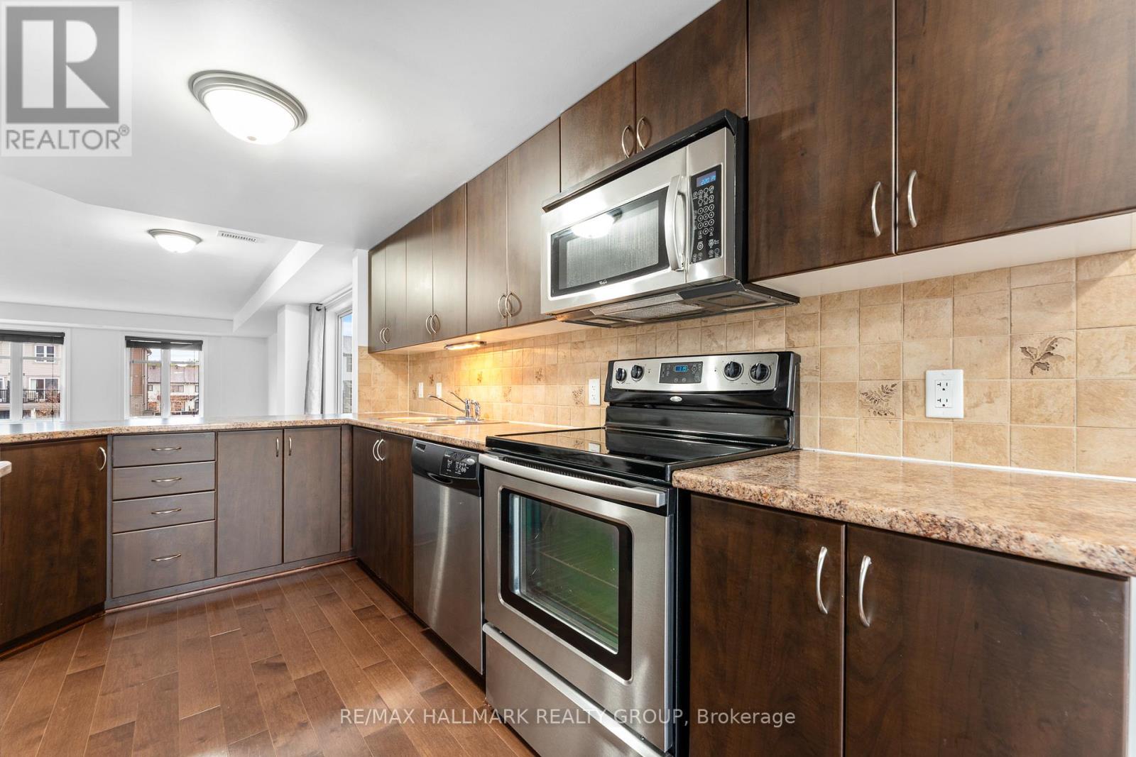 736b Chapman Mills Drive, Ottawa, Ontario  K2J 3V2 - Photo 26 - X12551392