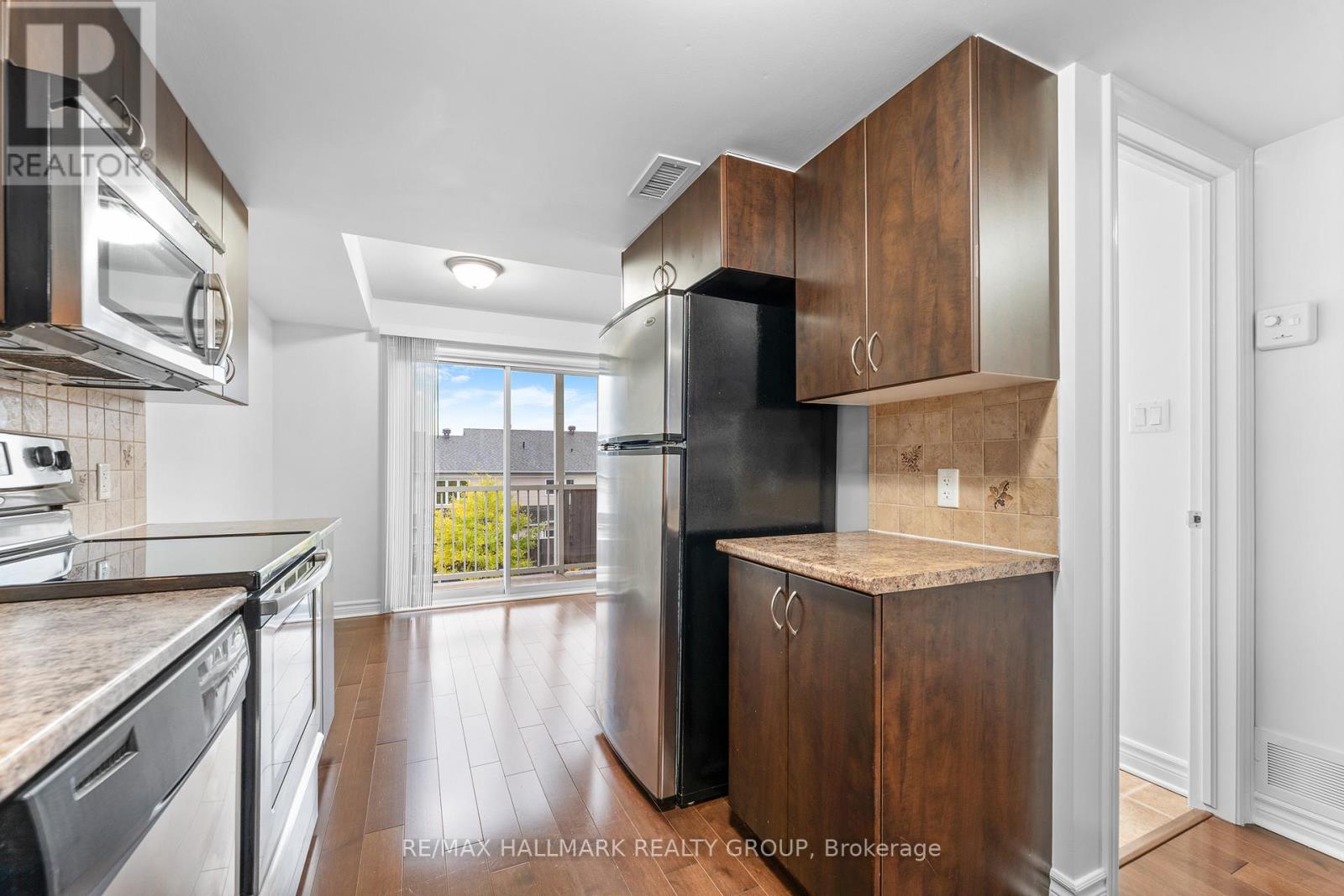 736b Chapman Mills Drive, Ottawa, Ontario  K2J 3V2 - Photo 27 - X12551392