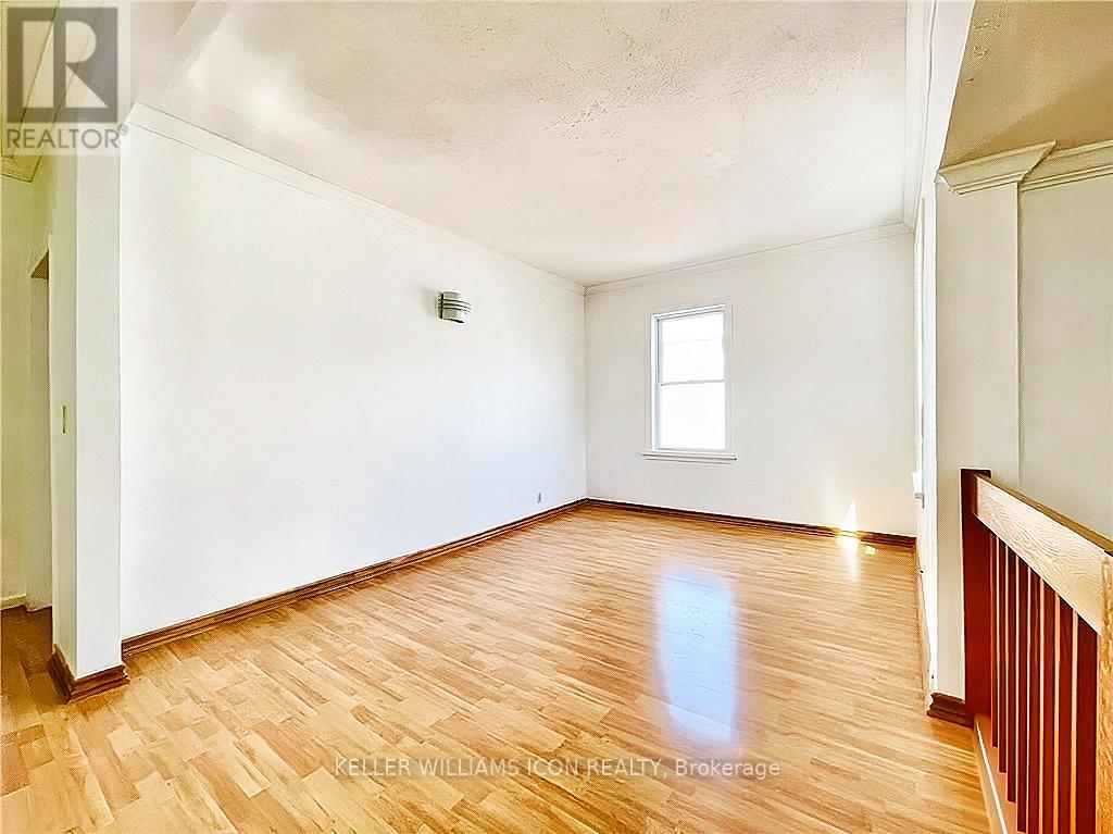 2 - 51 Bell Street N, Ottawa, Ontario  K1R 7C5 - Photo 6 - X12551416