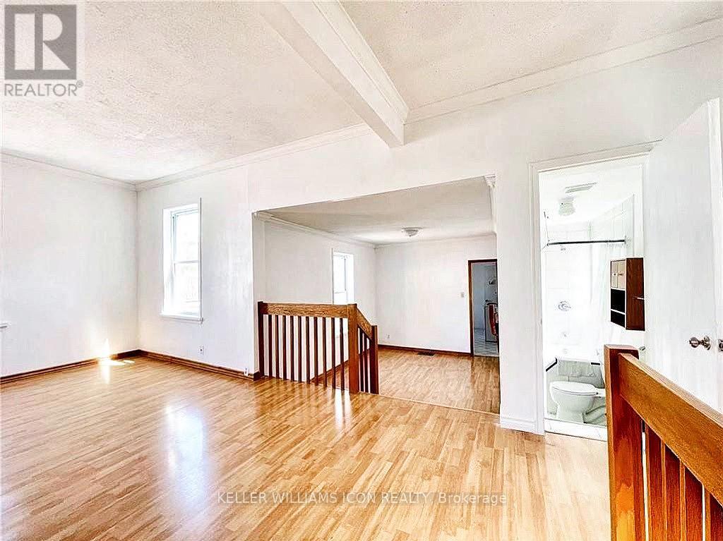 2 - 51 Bell Street N, Ottawa, Ontario  K1R 7C5 - Photo 7 - X12551416