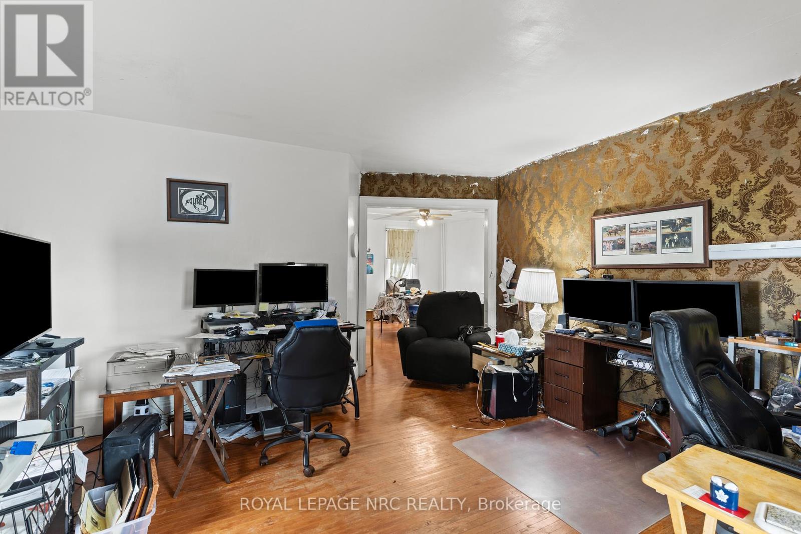 5 Chetwood Street, St. Catharines, Ontario  L2S 1J9 - Photo 11 - X12551364