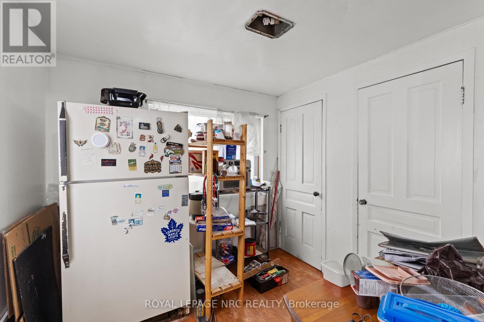 5 Chetwood Street, St. Catharines, Ontario  L2S 1J9 - Photo 14 - X12551364