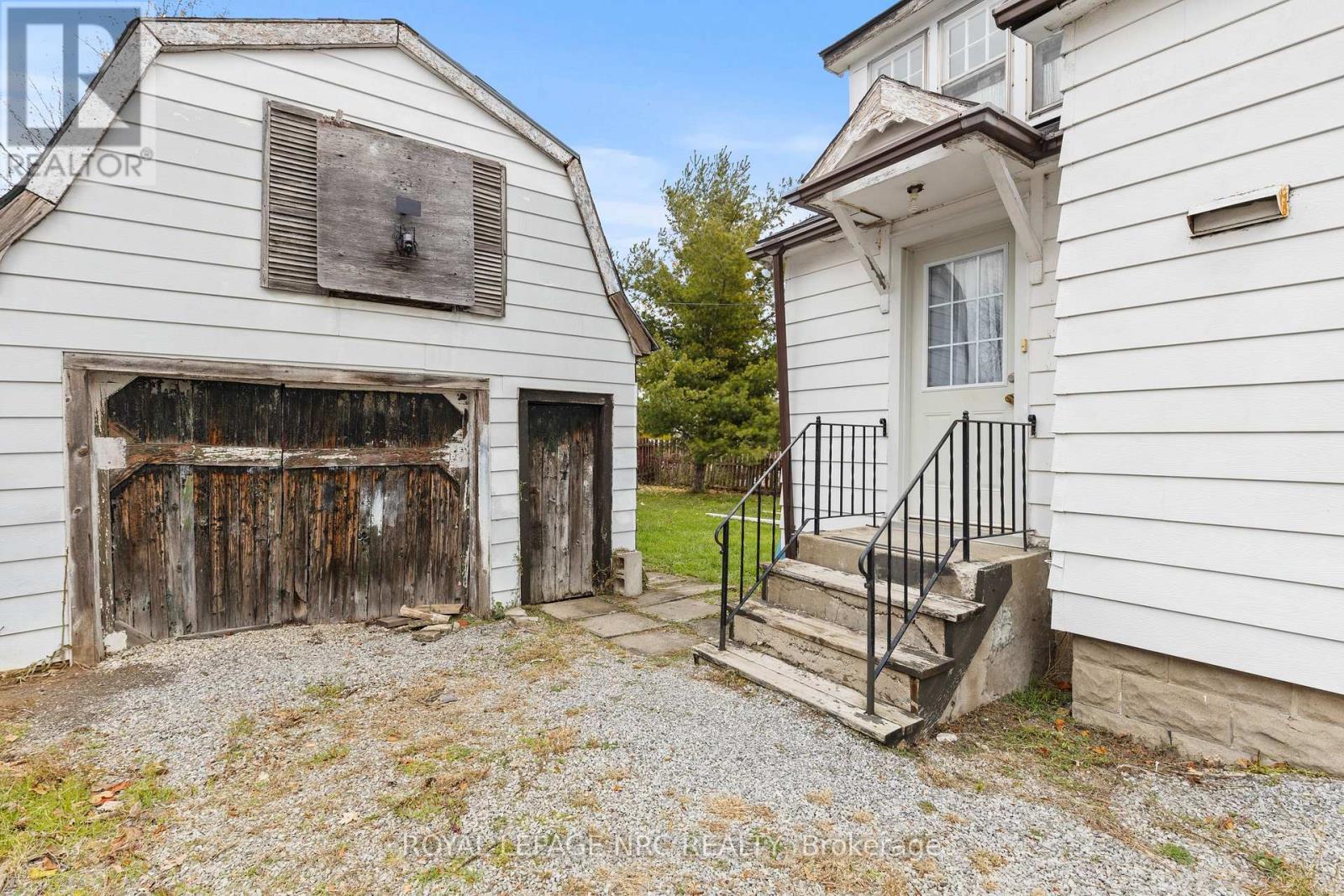 5 Chetwood Street, St. Catharines, Ontario  L2S 1J9 - Photo 28 - X12551364