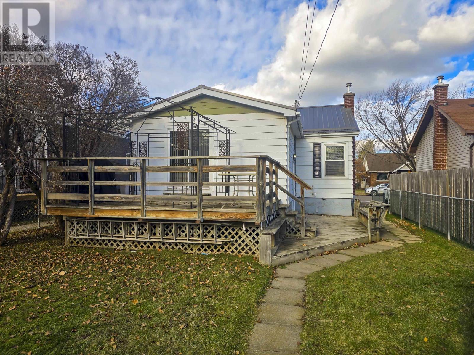 156 Francis St E, Thunder Bay, Ontario  P7E 4B1 - Photo 6 - TB253494