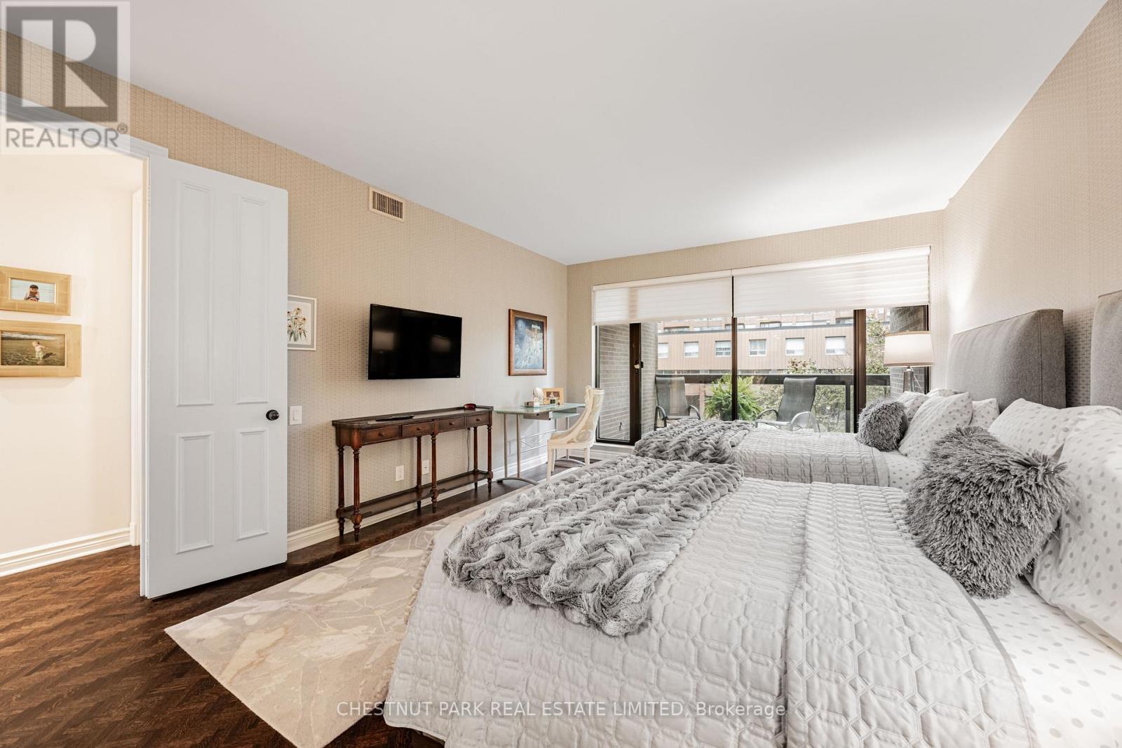 406 - 70 Rosehill Avenue, Toronto, Ontario  M4T 2W7 - Photo 34 - C12550832