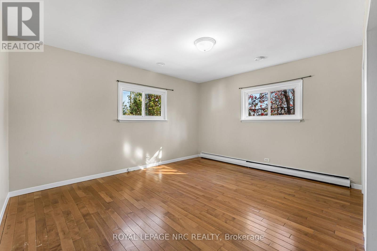 204 Gilmore Road, Fort Erie, Ontario L2A 2M3 - Photo 19 - X12534644