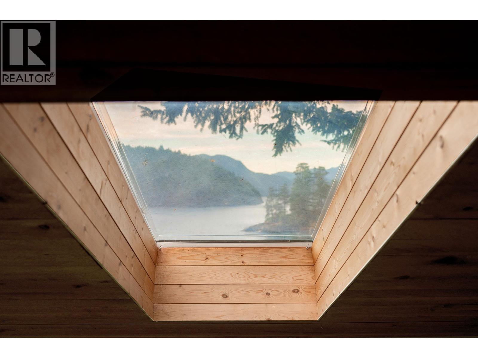 1558 Mount Gardner Road, Bowen Island, British Columbia  V0N 1G2 - Photo 19 - R3040446